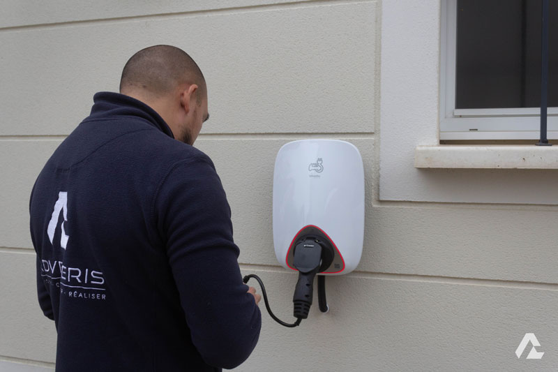 Installation borne de recharge pour véhicule électrique dans l'Essonne (91)